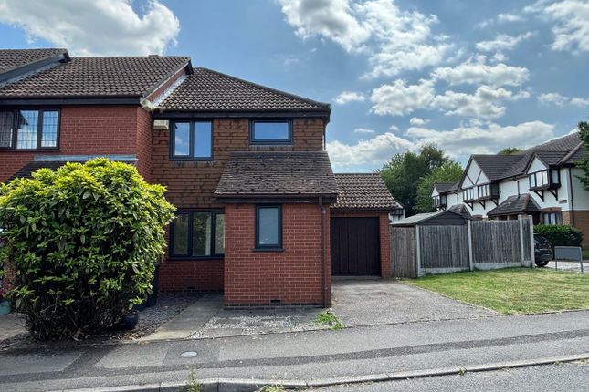 Willowside, Snodland, ME6 3 bed end of terrace house for sale