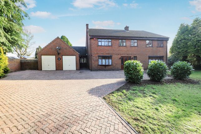 5 bedroom detached house for sale