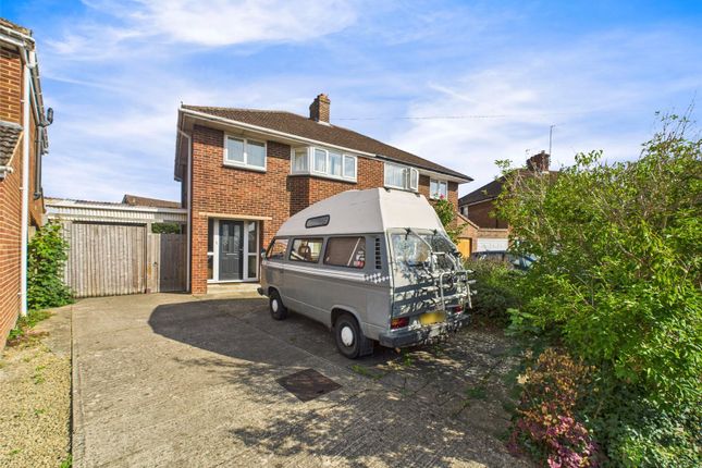 Pelham Crescent, Churchdown... 3 bed semi