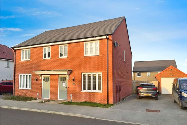 3 bedroom semi-detached house for sale
