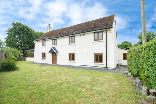 3 bed detached house