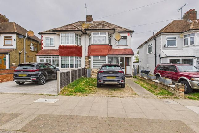Westerham Avenue, London 3 bed house for sale