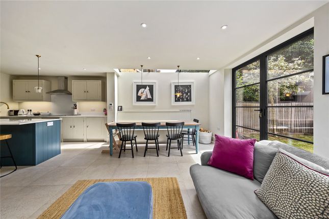 St. Pauls Road, Richmond, TW9 3 bed semi