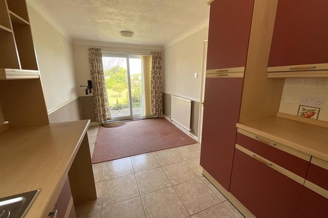 2 bed detached bungalow