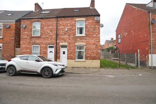 Tower Street, Gainsborough DN21 3 bed end of terrace house for sale