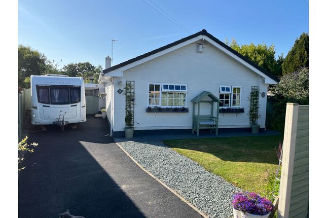 3 bedroom detached bungalow for sale