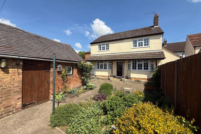 3 bedroom cottage for sale