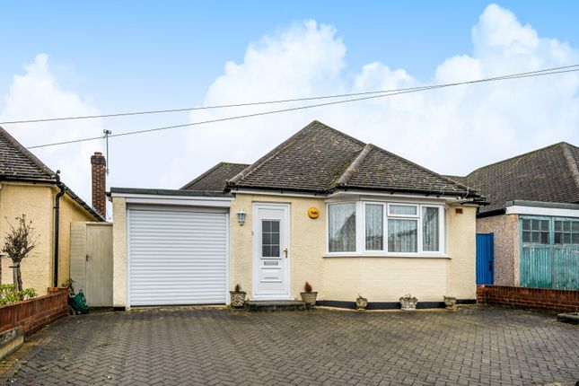 Sheep Walk, Shepperton, TW17 2 bed bungalow for sale