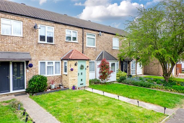 Abbots Field, Gravesend, Kent, DA12 3 bed terraced house for sale