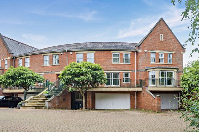 Cypress Court, Virginia Water, GU25 4 bed townhouse for sale