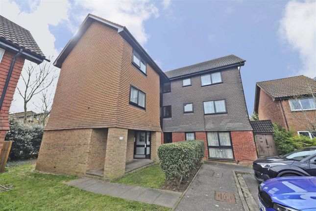 Studio flat for sale