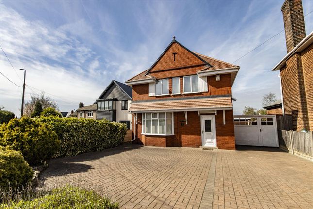 Chesterfield Road, Brimington... 3 bed detached house for sale