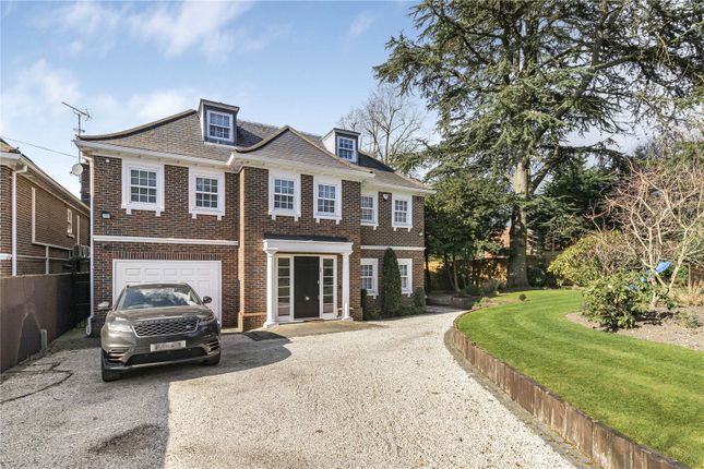 Uphill Road, Mill Hill, London, NW7 5 bed detached house for sale