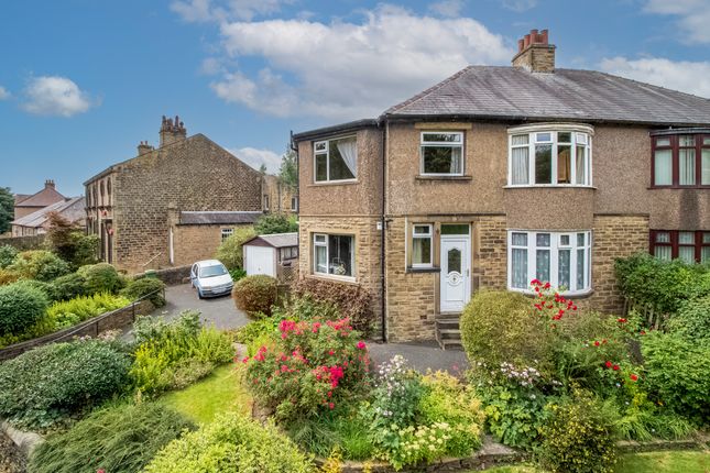 Reinwood Road, Huddersfield 4 bed semi