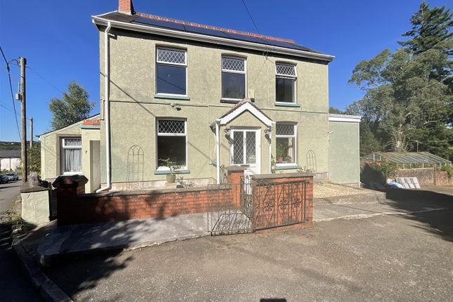 Lon Y Felin, Ammanford SA18 3 bed detached house for sale