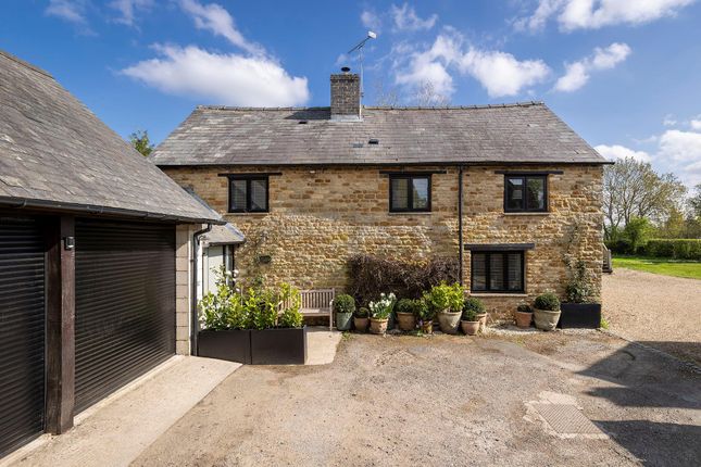 The Green, Kingham, Chipping Norton... 3 bed detached house for sale