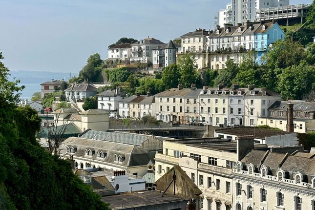 Clifton Terrace, Torquay, TQ1 1EZ 2 bed terraced house for sale