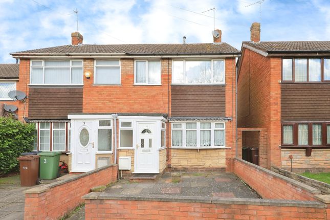3 bedroom semi-detached house for sale