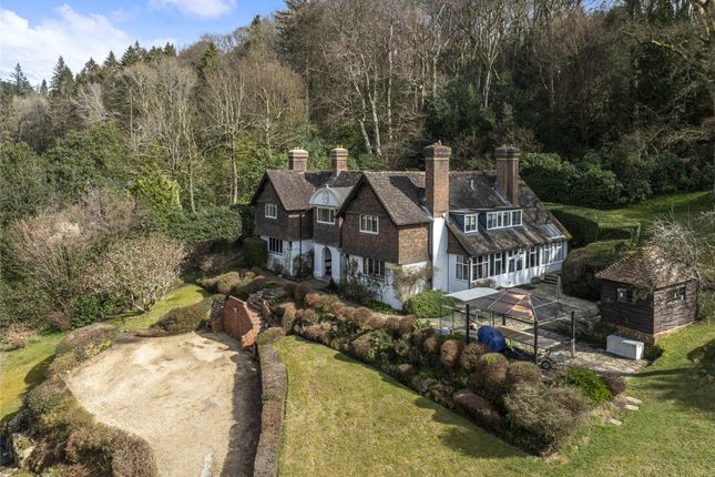 Hindhead Road, Haslemere, Surrey, GU27 6 bed detached house for sale