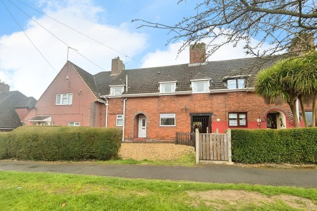Hawthorn Avenue, Gainsborough 3 bed terraced house for sale