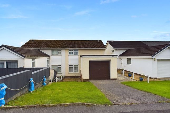 Parc y Delyn, Carmarthen 3 bed semi