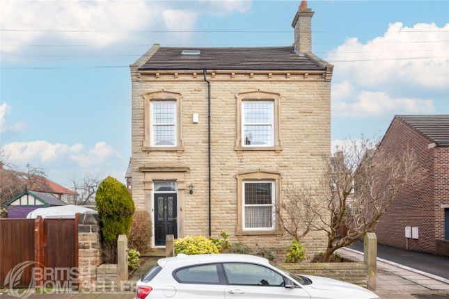 4 bed detached house