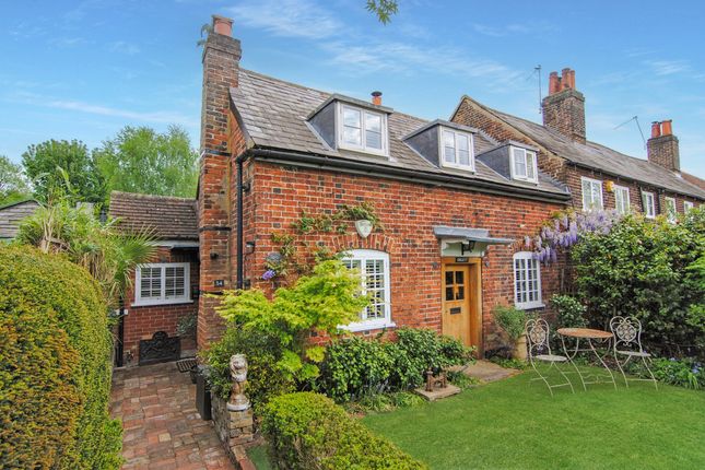 4 bed end terrace house