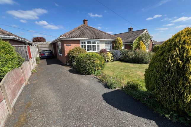 Hazel Grove, Stourbridge, DY8 3JP 3 bed detached bungalow for sale