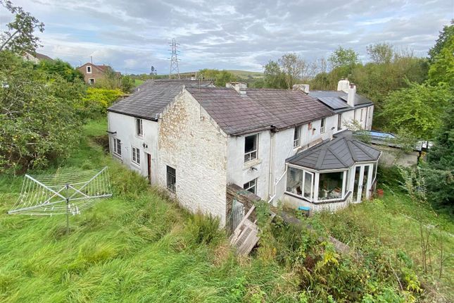 3 bed semi-detached house