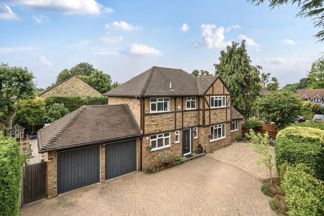 Windlesham,  Surrey,  GU20 4 bed detached house for sale