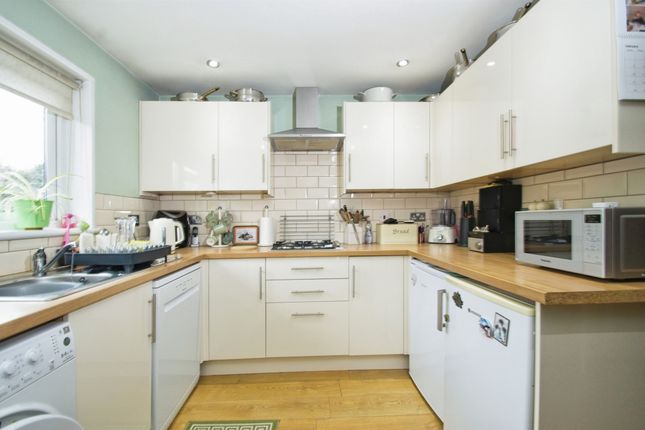2 bedroom semi-detached bungalow for sale