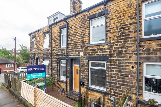 Rosecliffe Terrace, Leeds 2 bed terraced house for sale