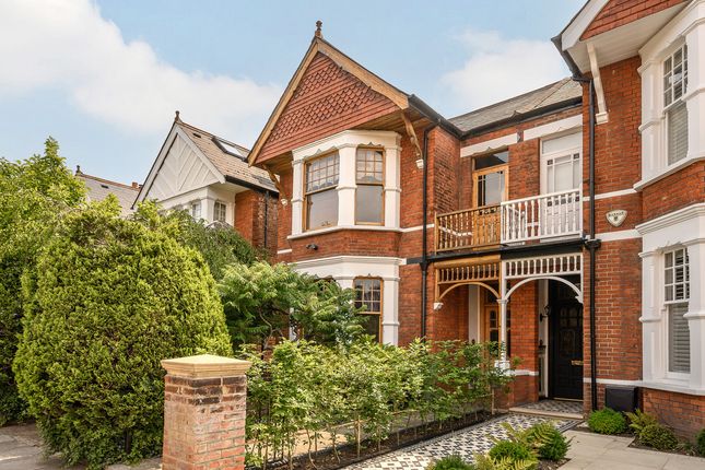 4 bedroom semi-detached house for sale