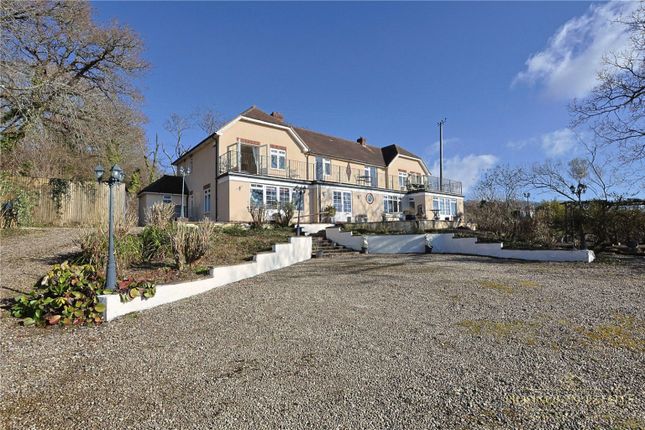 Underhill, Salisbury SP3 6 bed detached house for sale