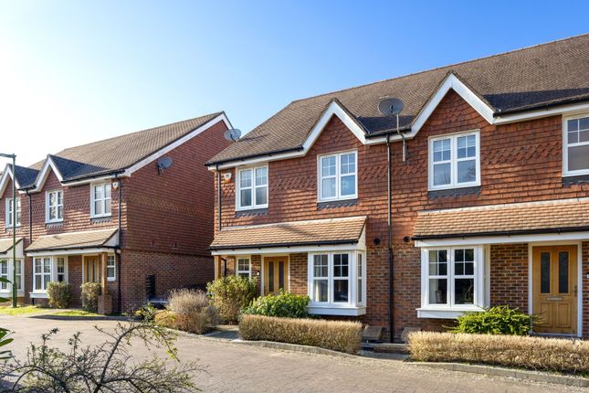 Landau Close, Pease Pottage, RH11 3 bed semi