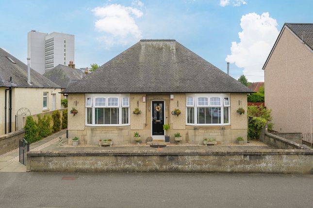 Hazel Avenue, Kirkcaldy, KY2 2 bed detached bungalow for sale