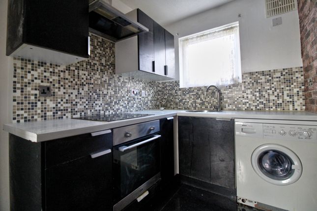 Studio flat for sale