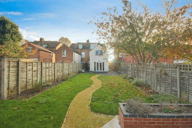 Stroud Road, Linden, Gloucester, GL1 4 bed semi