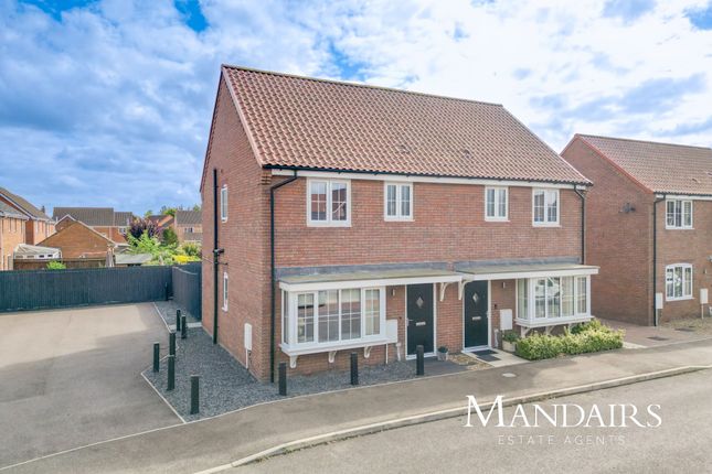 3 bedroom semi-detached house for sale