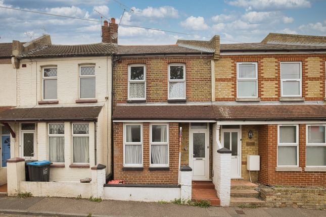 Church Road, Ramsgate, Kent, CT11 2 bed terraced house for sale