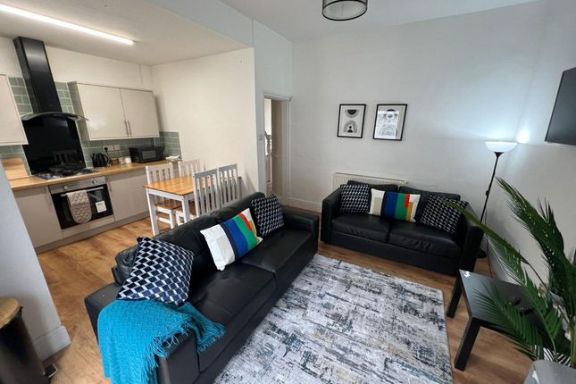 4 bed terraced house
