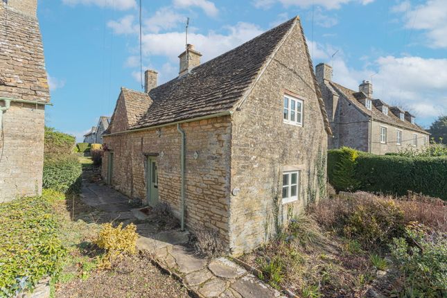 2 bedroom cottage for sale