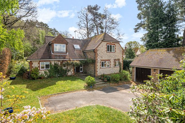 Heather Way, Storrington, RH20 4 bed detached house for sale
