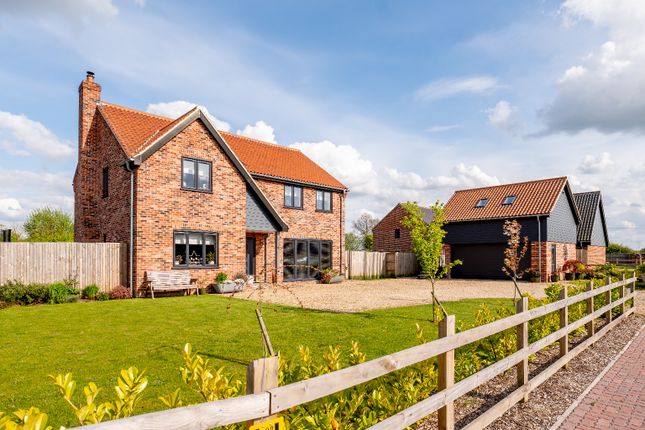 Hampton Close, Beeston 4 bed detached house for sale
