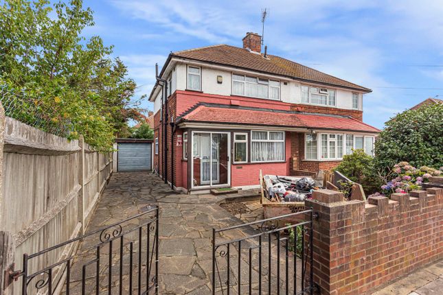 York Way, Hampton Road West, Feltham... 3 bed semi