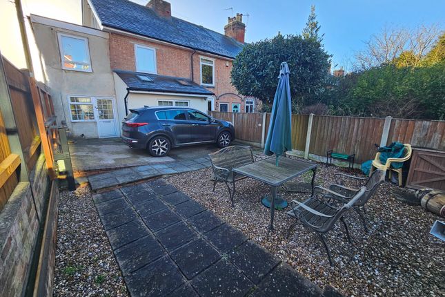 Woodborough Road, Nottingham, NG3 4 bed end of terrace house for sale