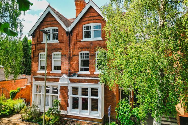 Sandown Road, Stoneygate, LE2 5 bed semi