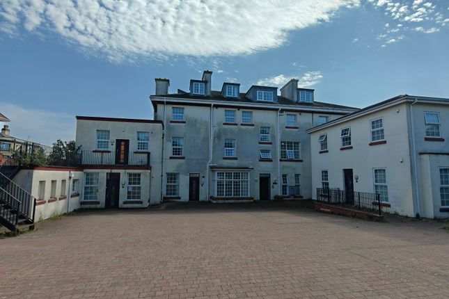 2 bedroom ground floor flat for sale