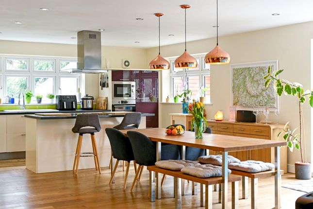Blackhouse Hill, Hythe CT21 5 bed detached house for sale