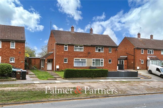 Hawthorn Drive, Ipswich, Suffolk, IP2 3 bed semi